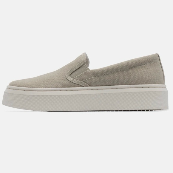 ABEO Jumpstreet Slip On Metatarsal Women\'s Slip-On Canvas Sneakers - Cream 8